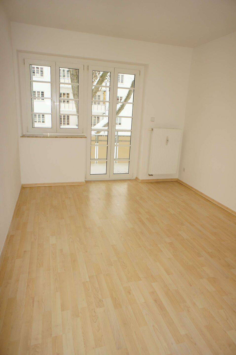 Thumbnail-1. OG - Balkon große Küche Bad mit Dusche frei ab 1.9.