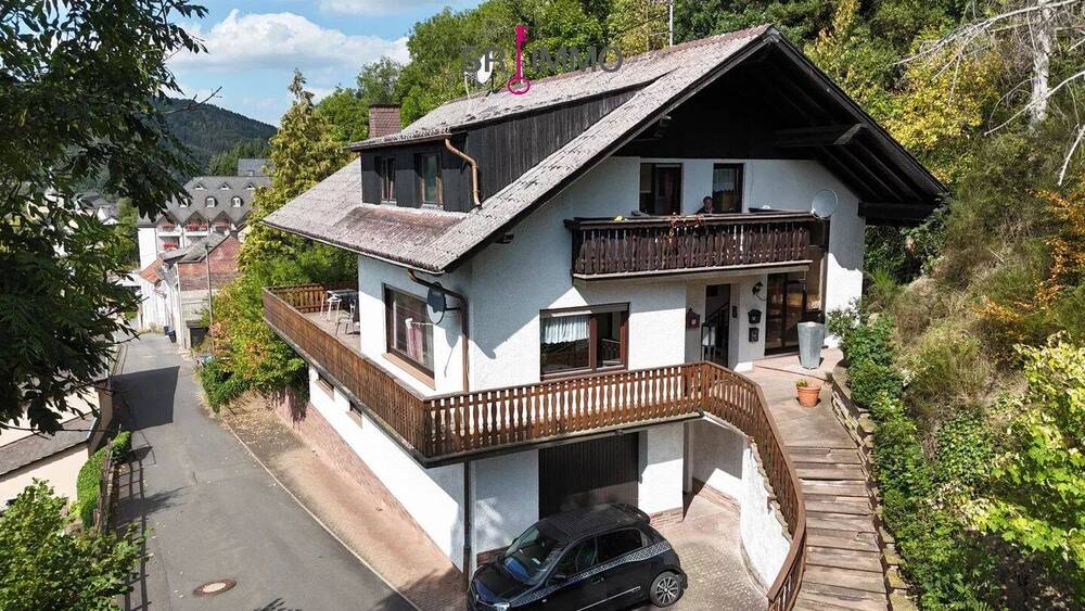 Thumbnail-Attraktives Haus in Top-Lage von Waxweiler mit enormem Potenzial