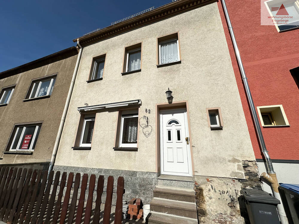 Thumbnail-Reihenmittelhaus in Lößnitz mit 6 Zimmern: Einfamilienhaus zentrumsnah mit Erweiterungspotential