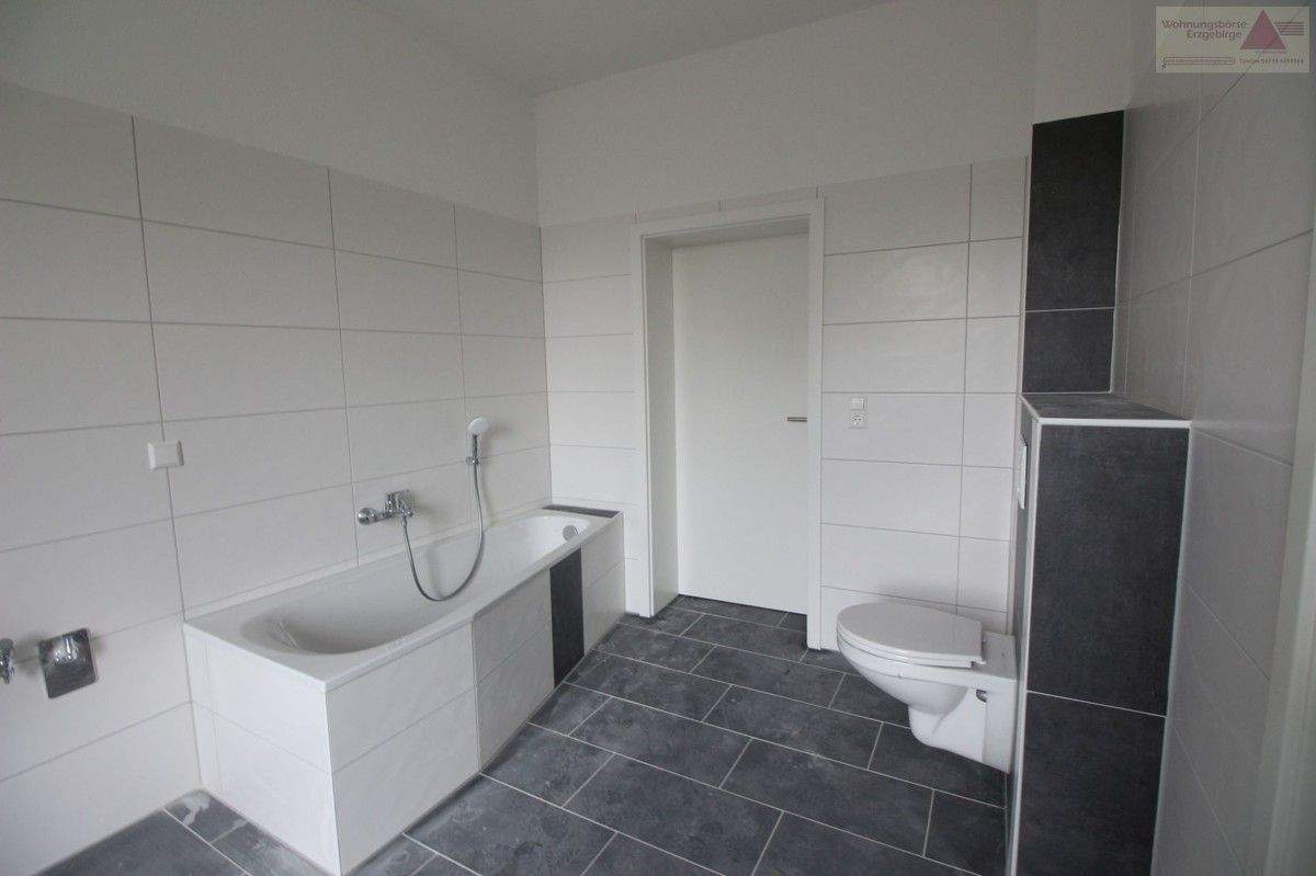 Thumbnail-Attraktive 3-Raum-Wohnung in Aue mit Balkon