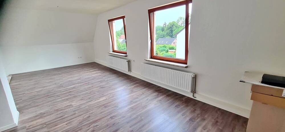 Thumbnail-Lesum - Blick über die Dächer, gemütliche 2 Zimmer frisch modernisiert und neue Fenster - ruhig gelegen!