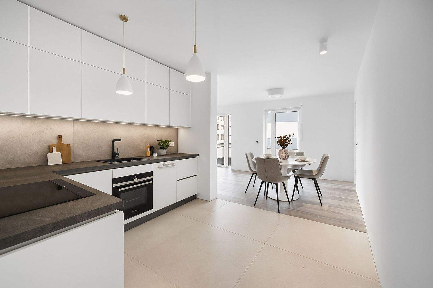 Thumbnail-NEUBAU ERSTBEZUG: Exklusive 4-Zimmer-Boutiquewohnung mit Balkon - BEZUGSBEREIT