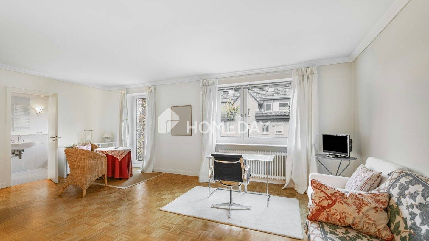 Thumbnail-Gepflegte 1-Zi.-Whg. in Top-Lage mit franz. Balkon (ursprünglich 2 Zimmer, Rückumwandlung möglich)