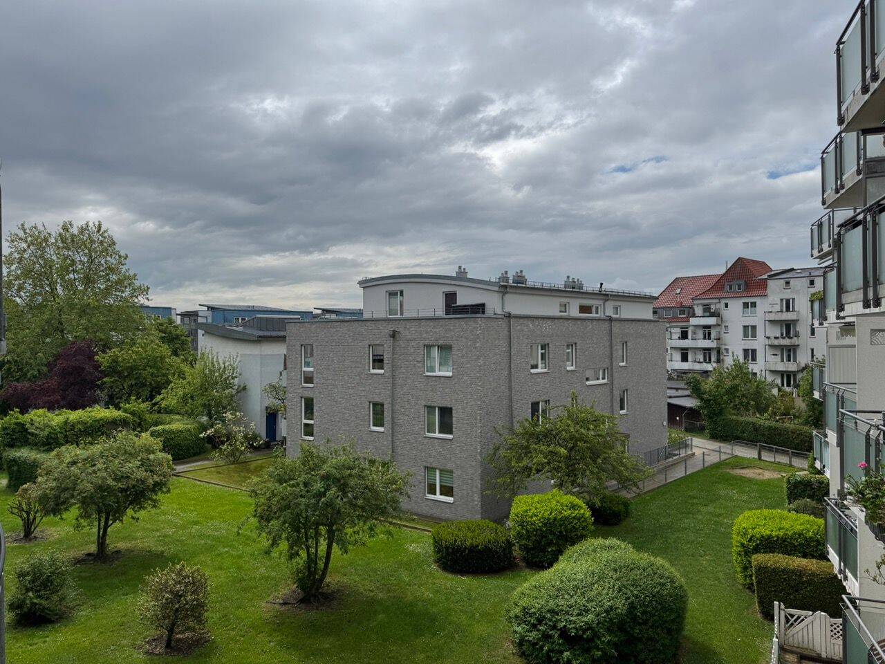 Thumbnail-3-Zimmer-Wohnung nahe Altstadt mit Balkon, Aufzug & Tiefgarage