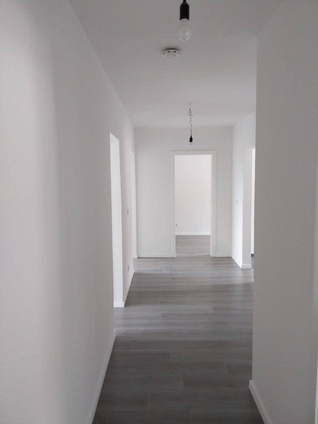 Thumbnail-3-Raum-Wohnung, frisch saniert