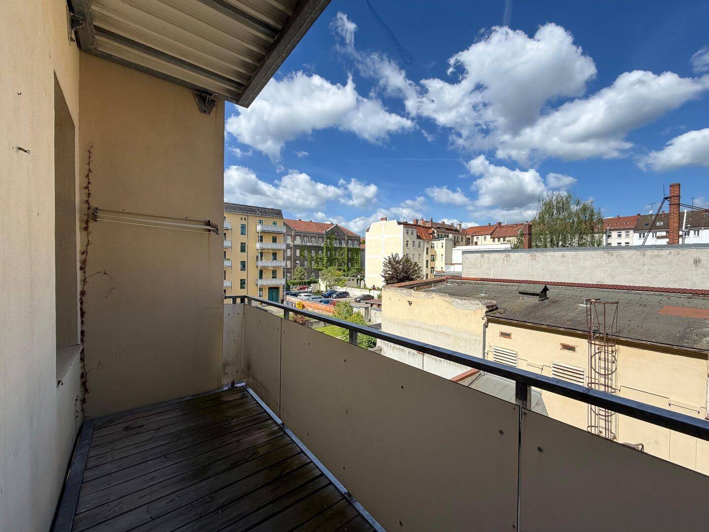 Thumbnail-gemütliche 2-Raumwohnung in zentraler Innenstadtlage mit hofseitigem Balkon!
