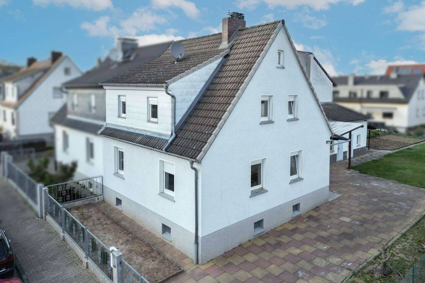 01_Hausfront