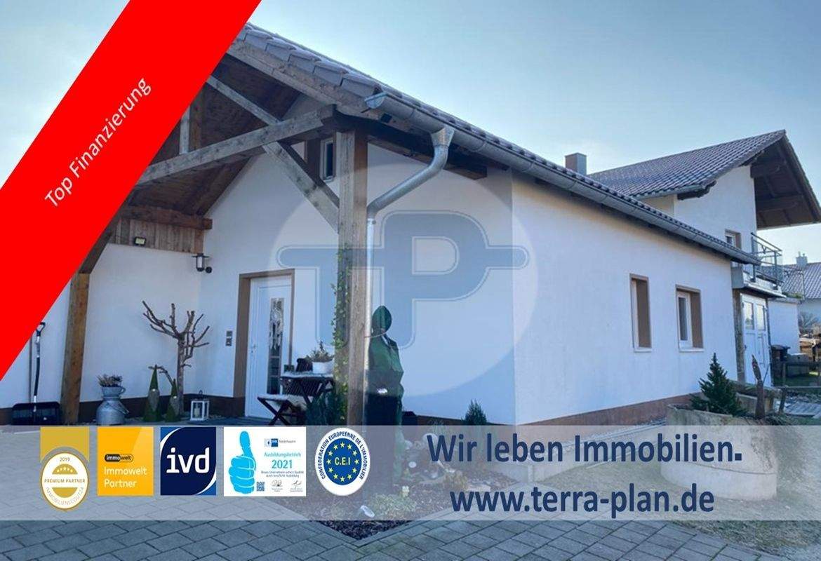Thumbnail-INVESTOREN UND ANLEGER AUFGEPASST! ANWESEN - BESTEHEND AUS BUNGALOW U. ZWEIFAM. HAUS