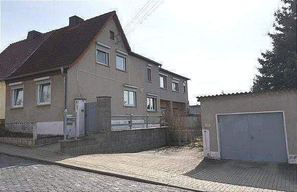 Thumbnail-Einfamilienhaus mit Garten in Artern