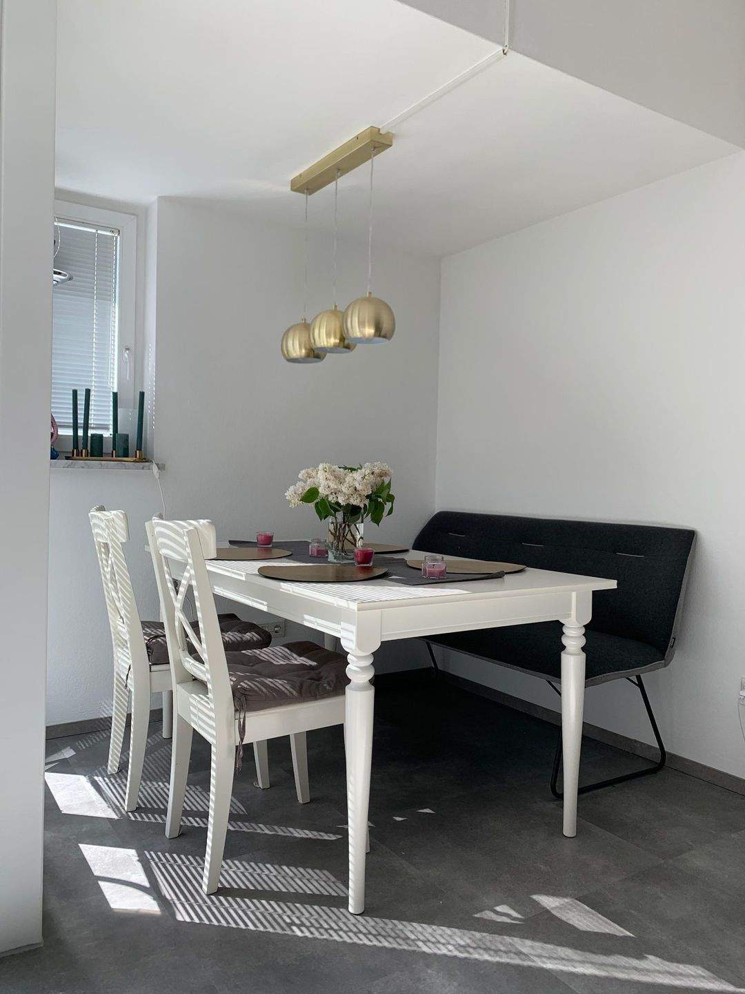 Thumbnail-Stilvolle, möblierte 2-Zimmer-Wohnung mit Balkon – Wohnen oder Investieren