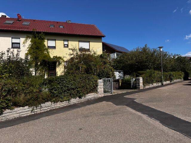 Thumbnail-LAGE, LAGE, LAGE *** Ruhig gelegene Doppelhaushälfte in Sackgassenendlage *** 600 m² Oase - viel Platz -