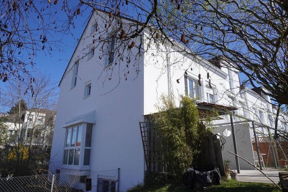 Thumbnail-Ruhiges Reiheneckhaus in Ummendorf mit Garage