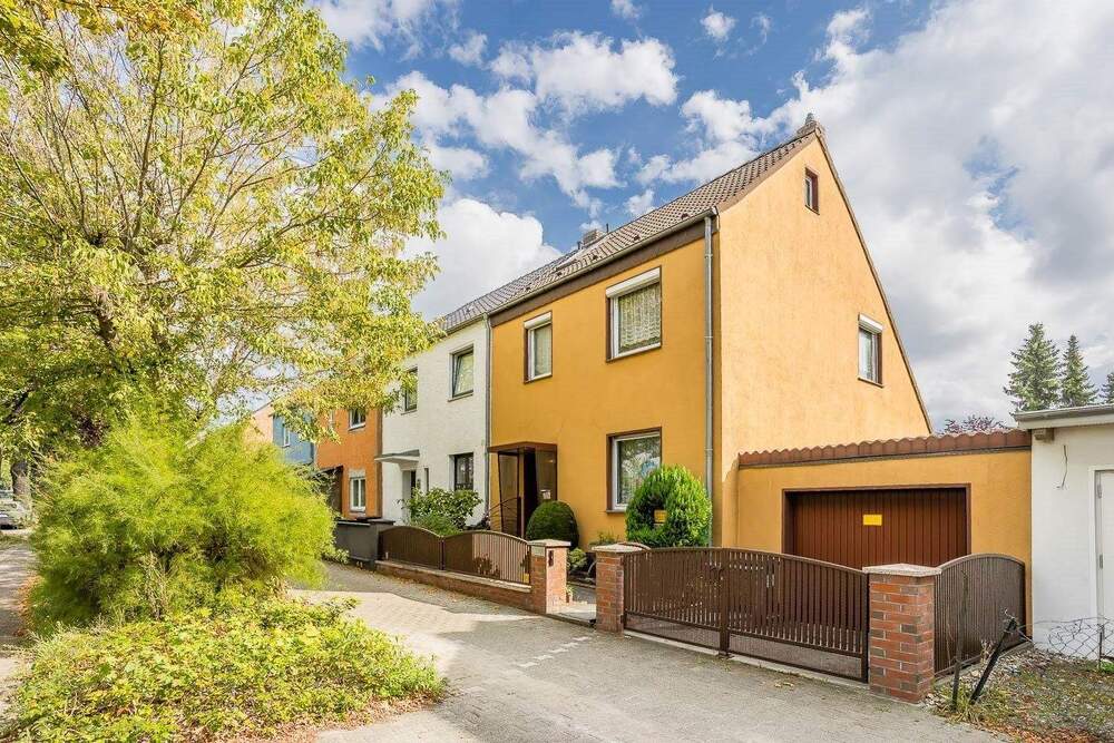 Thumbnail-Familiengerechtes Endhaus in zentraler Lage von Berlin-Mariendorf!