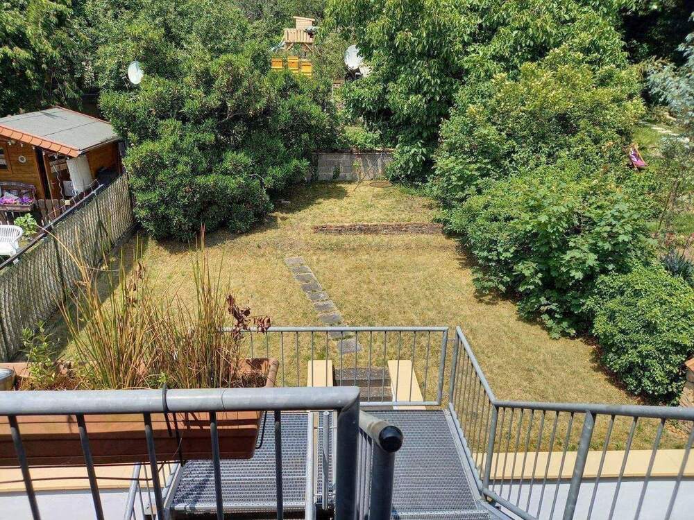 Thumbnail-Komplett kernsaniert und renoviert - TOP 2 FHS (2 Wohnungen mit 2 Eingängen) großer Garten und Garage mit Zugang zum Haus, in St. Ingbert-SÜD