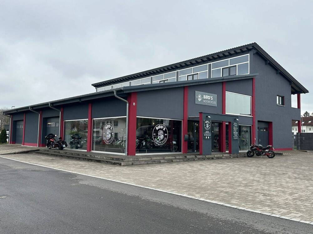 Thumbnail-Gewerbeimmobilie mit besonderer großer Wohnung