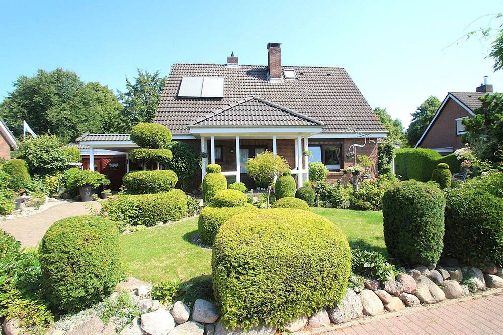 Thumbnail-Sehr gepflegtes Einfamilienhaus mit vielen Nutzungsmöglichkeiten