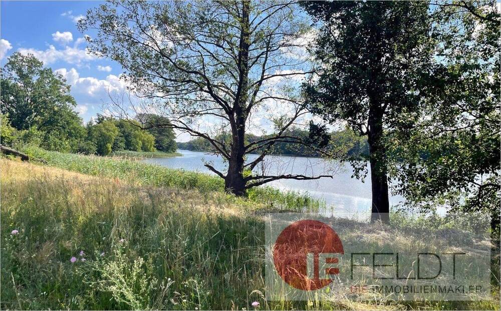 Thumbnail-Nahe Berlin - Exklusives Wassergrundstück mit Baugenehmigung und eigenem Ufer am Bauernsee