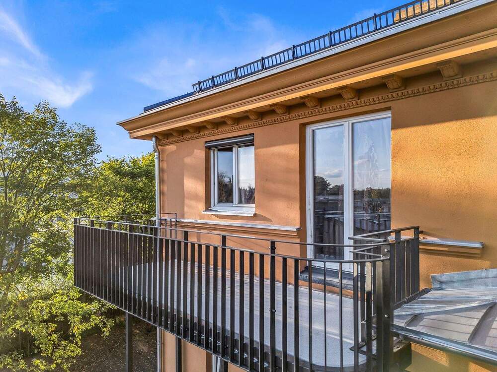 Thumbnail-*** Hier wartet ein traumhaftes Penthouse zum Wohnen erweckt zu werden *** Der Schloßpark ist schon da !!!