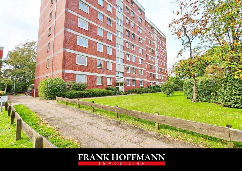 Thumbnail-Schöne und gut geschnittene 3-Zimmer Wohnung mit Poolzugang in Henstedt-Ulzburg