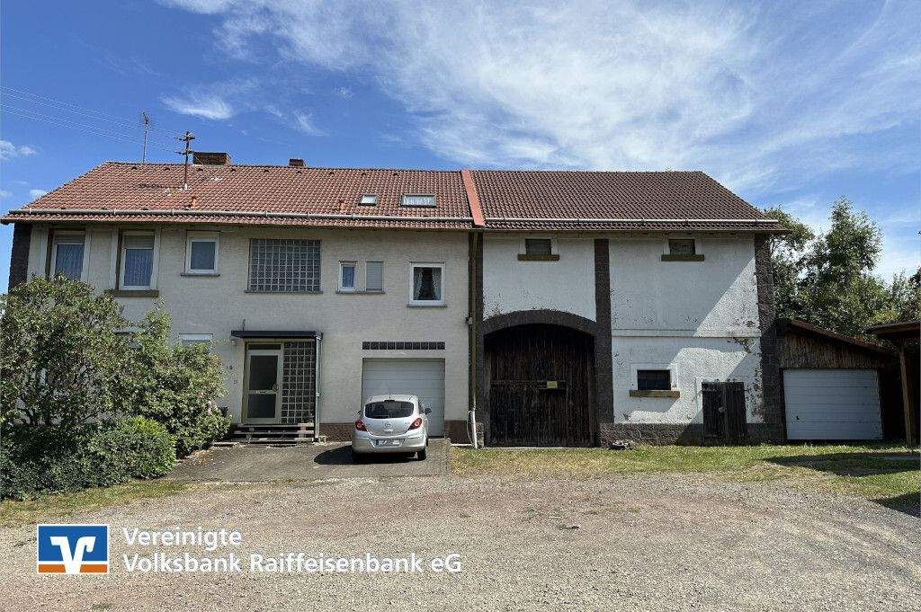 Thumbnail-Charmantes Mehrfamilienhaus in zurückgezogener Lage
