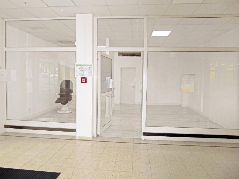 Thumbnail-N-Nord: Kleine Gewerbeeinheit mit ca. 52 m² (2 Räume+Nebenfläche) in kleinem Einkaufszentrum