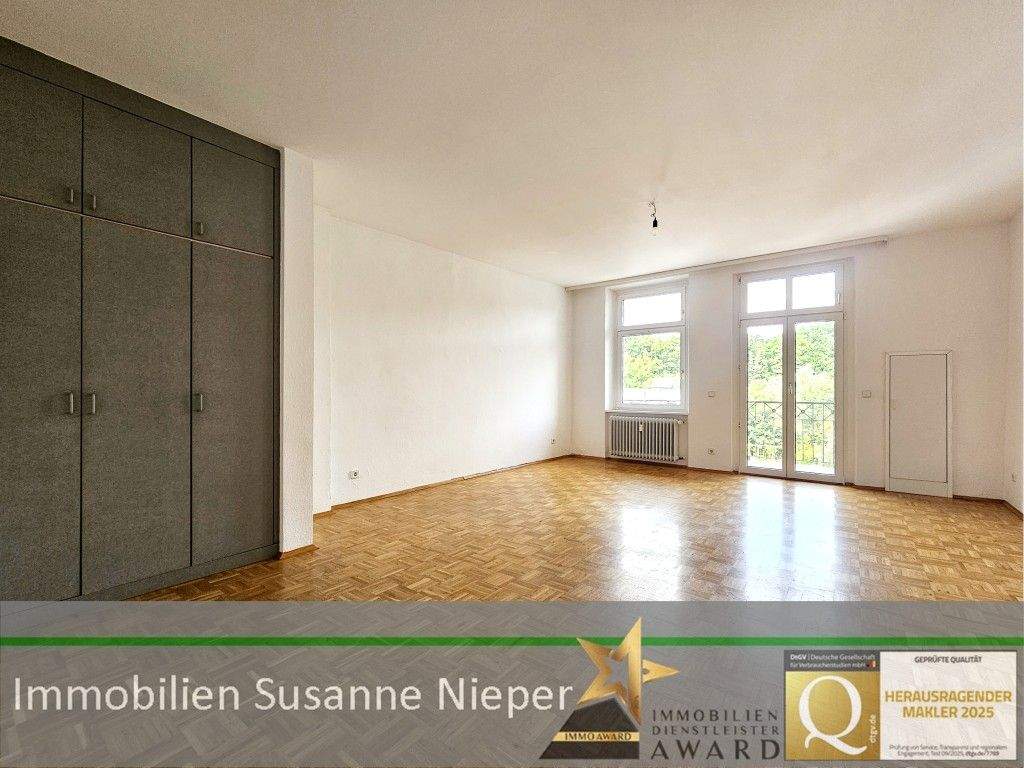 Thumbnail-Mit Balkon und Parkettboden in den Herbst starten – Gevelsberg - WE04