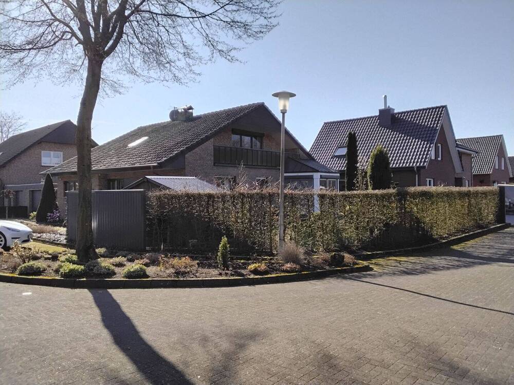 Thumbnail-***BÜSCHER IMMOBILIEN*** Attraktiver, gepflegter Bungalow mit ausgebautem Dachgeschoss und rd. 170 m² WohnNutzfläche in Epe