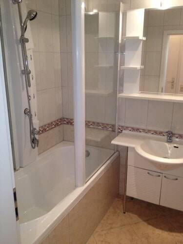 Thumbnail-Wohnen über der Stadt schöne 2-R -Wohnung in MD- Stadtfeld-Ost,im DG ca.60m² zu vermieten !