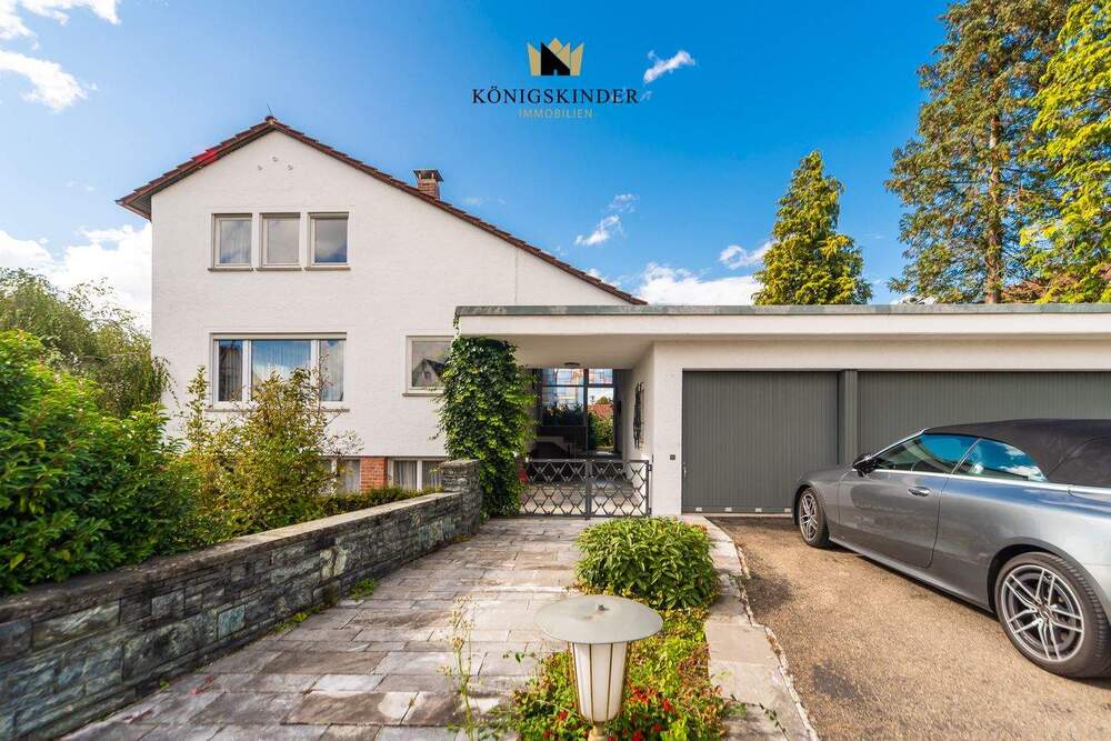 Thumbnail-Großes Einfamilienhaus mit ELW & Bauplatz in Salach