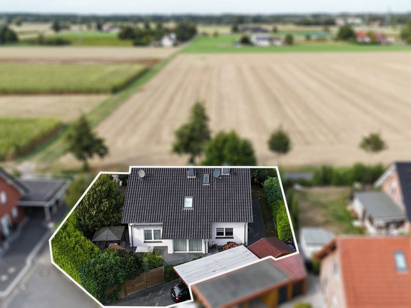 Thumbnail-Zwei unter einem Dach - Einfamilienhaus mit Einliegerwohnung in Lübbecke
