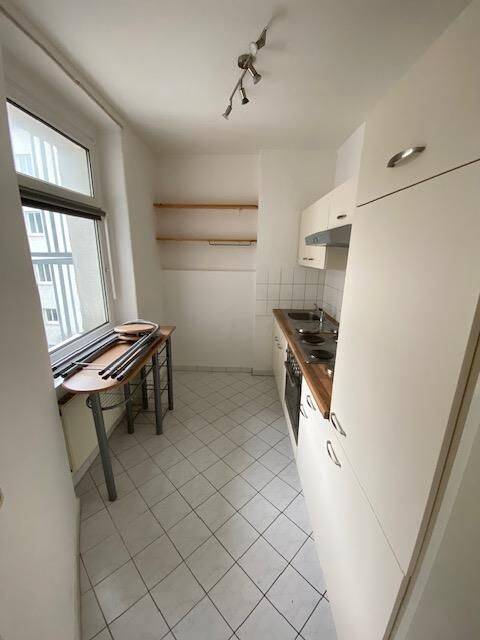 Thumbnail-Preiswerte 3-R-Whg. Altbau im 2.OG ca.73 m²; in Magdeburg- Stadtfeld -Ost zu vermieten.