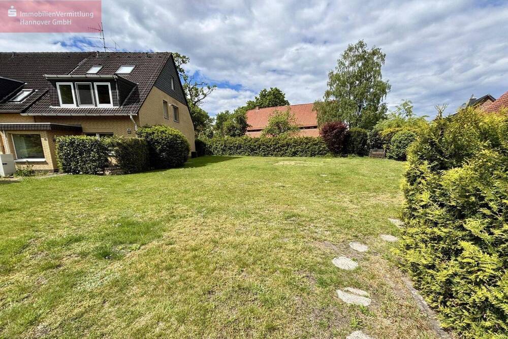 Thumbnail-Gepflegtes Haus mit Baugrundstück