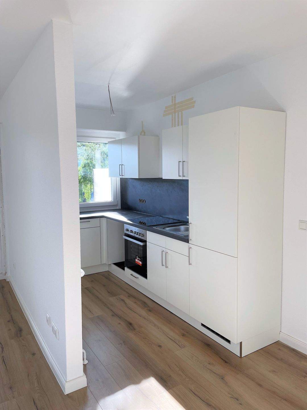 Thumbnail-Modernisierte und geräumige 2-Zimmer-Wohnung in Bestlage von Bad Schwartau.