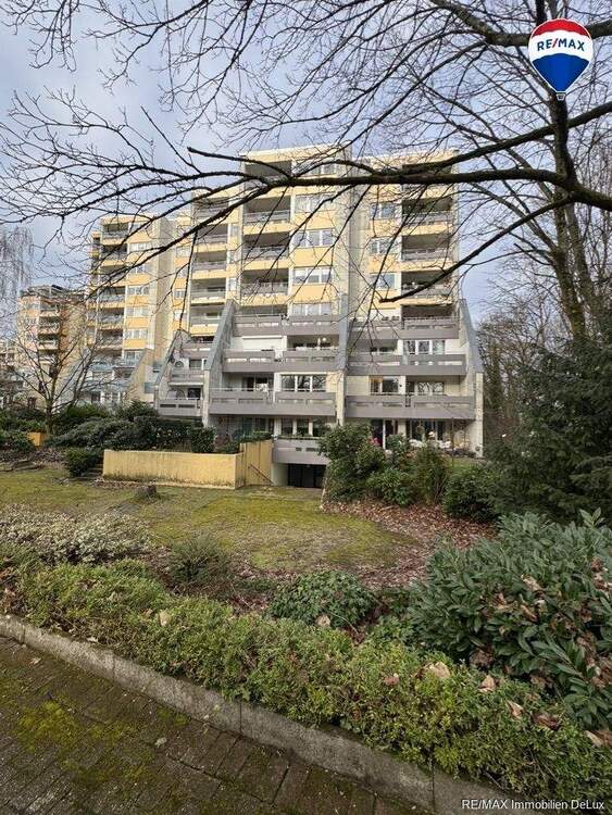 Thumbnail-Helle 4-Zimmer-Wohnung mit 106 m², Balkon & Aufzug im 8. Stock