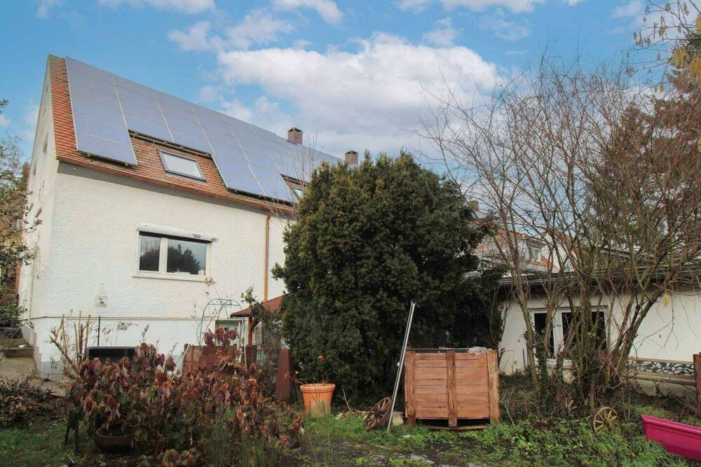 Thumbnail-Wohnen, Vermieten oder Kombinieren - Haus mit Einliegerpotenzial und Entwicklungschancen