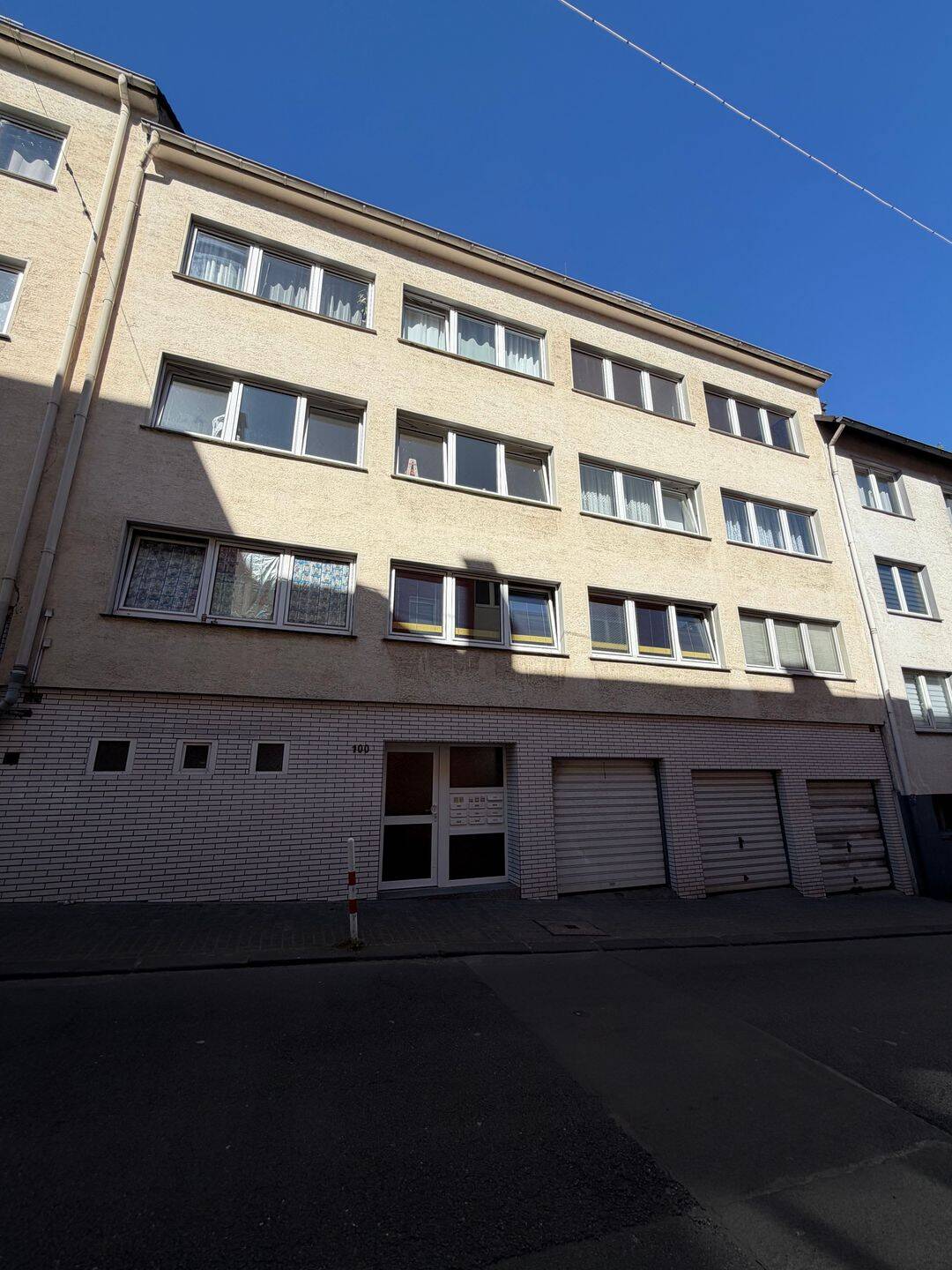 Thumbnail-3-Zimmer-Wohnung nahe Uni Wuppertal – ideal für handwerklich Begabte mit Gestaltungsspielraum