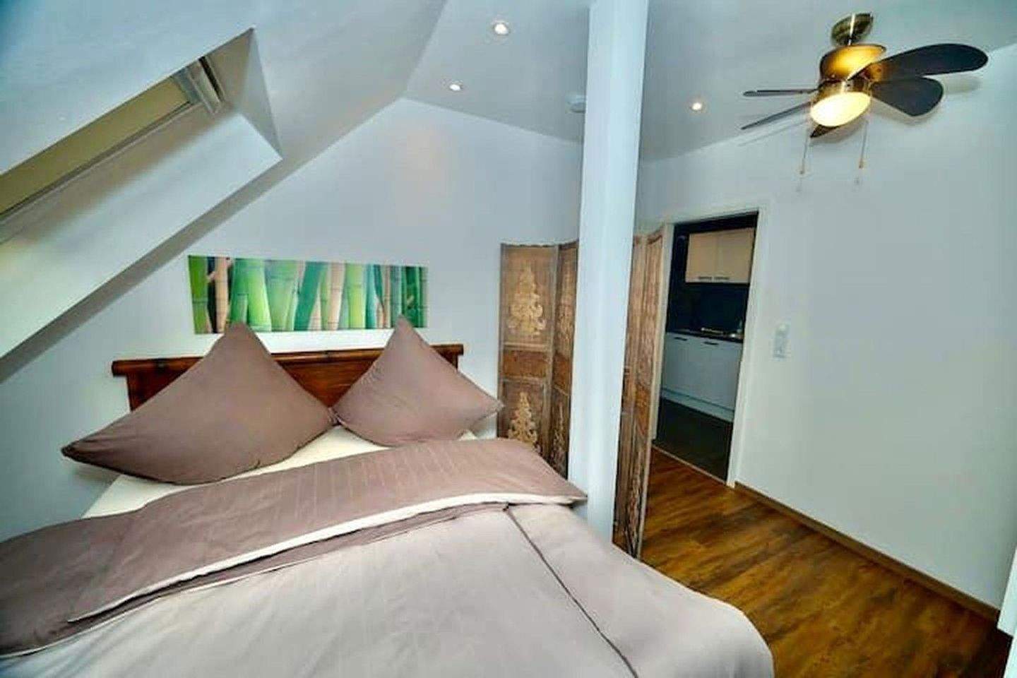 Thumbnail-Moderne, voll möblierte 3-Zimmer-Wohnung für bis zu 5 Personen - sofort einziehen & wohlfühlen