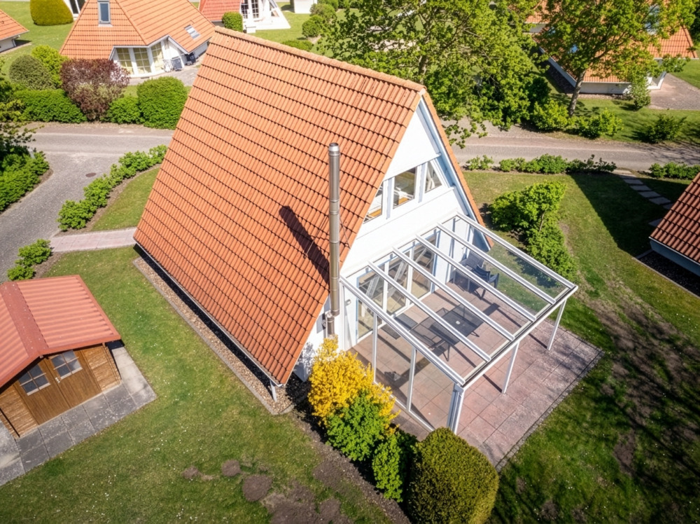 Thumbnail-Ferienhaus mit überdachter Terrasse und Kaminofen