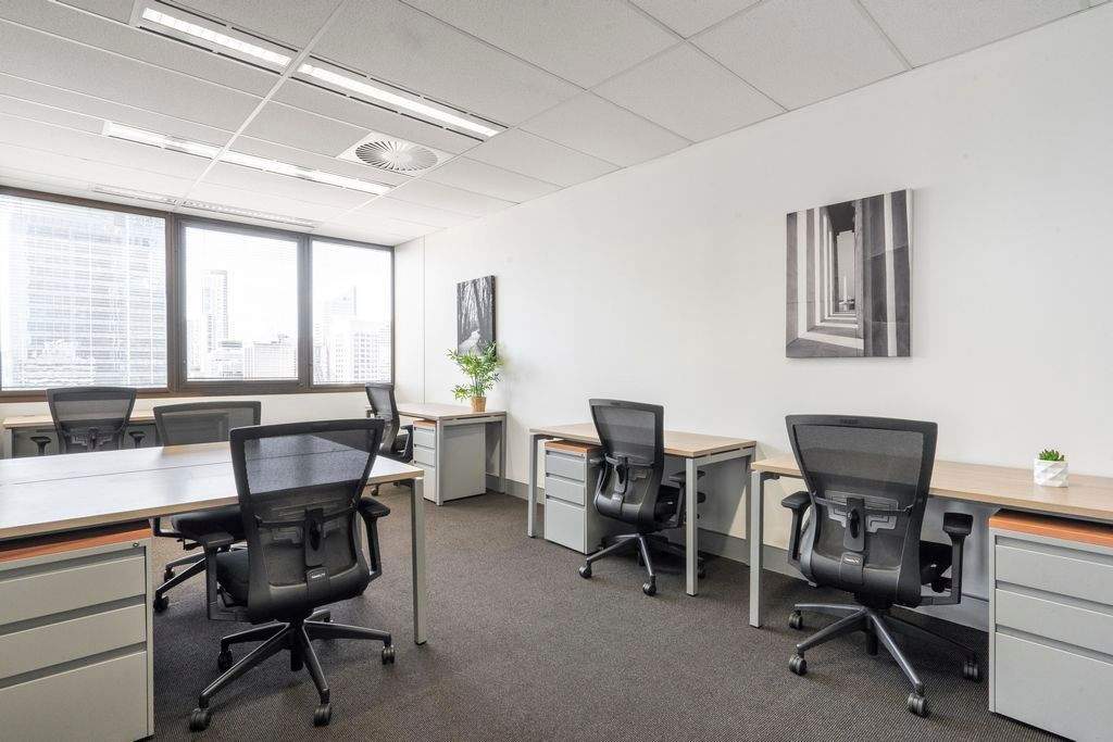 Thumbnail-Großraumbüros für 15 Personen in Regus Gewerbepark Schwaig