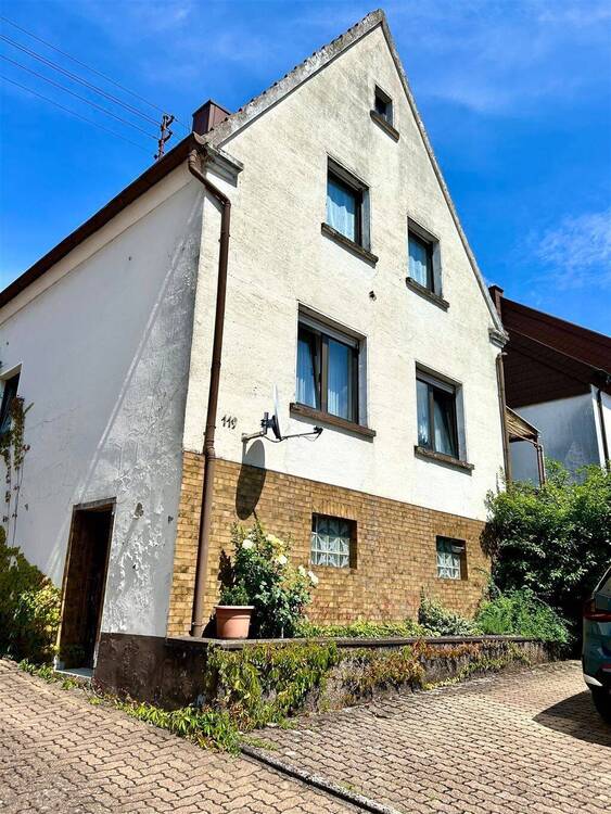 Thumbnail-Eppelborn-OT: freist. Einfam.-Haus mit gr. Garage