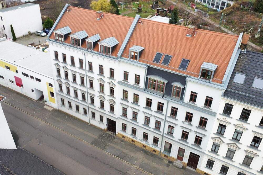 Thumbnail-ALTBAUFLAIR ÜBER DEN DÄCHERN LEIPZIGS Dachgeschosswohnung mit 2 Zimmern, Balkon und Galerie