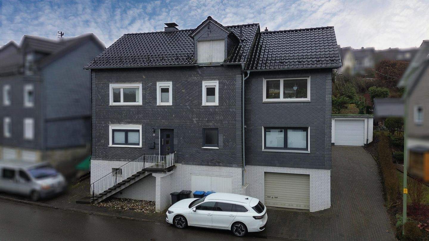 Thumbnail-Eigennutzung oder Vermietung? Bezugsfreie Wohnung in Oberdielfen