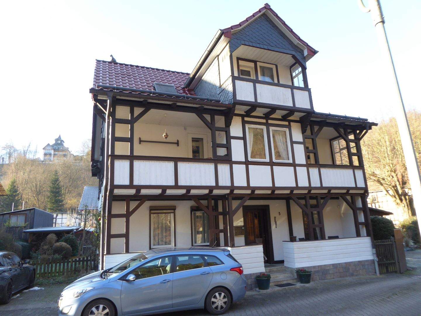 Thumbnail-Individuelles Einfamilienhaus mit Nebengelass im idyllischen Ort Schwarzburg zu verkaufen