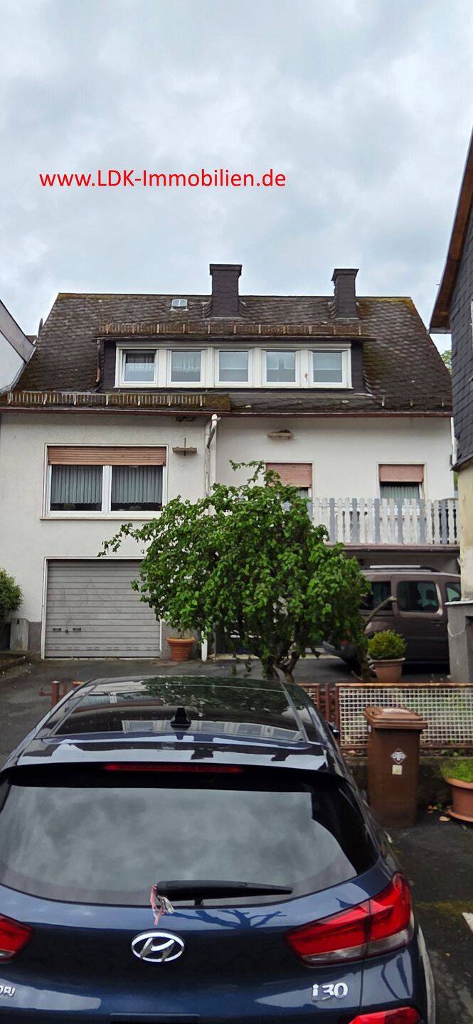 Thumbnail-Gepfl. EFH inkl. sep. DHH mit Scheune, Garage und Garten