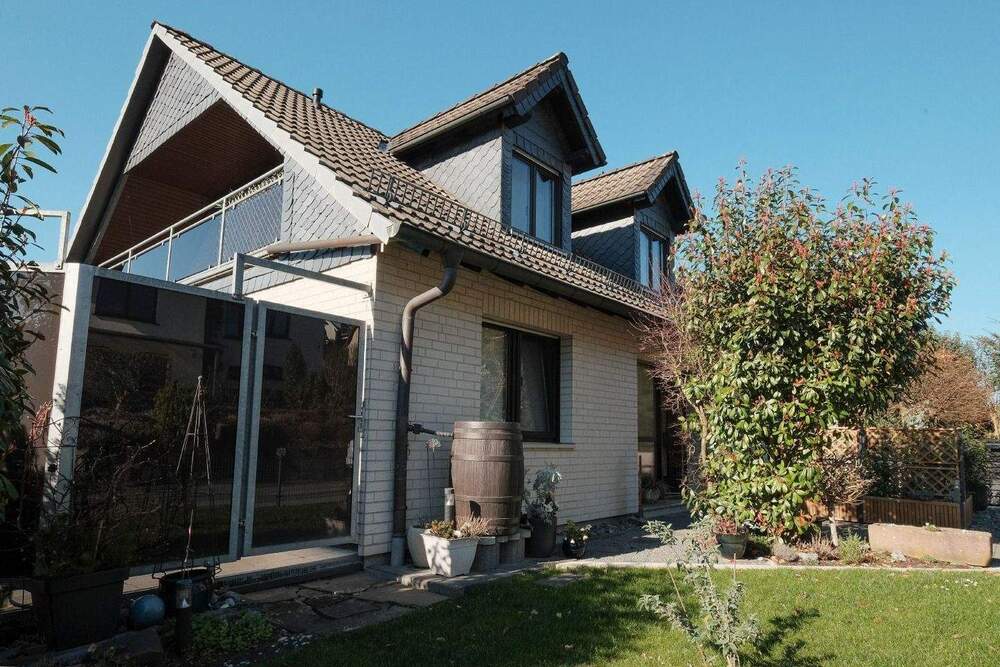 Thumbnail-Prächtige Aussichten: Einfamilienhaus mit Fernblick und Charme