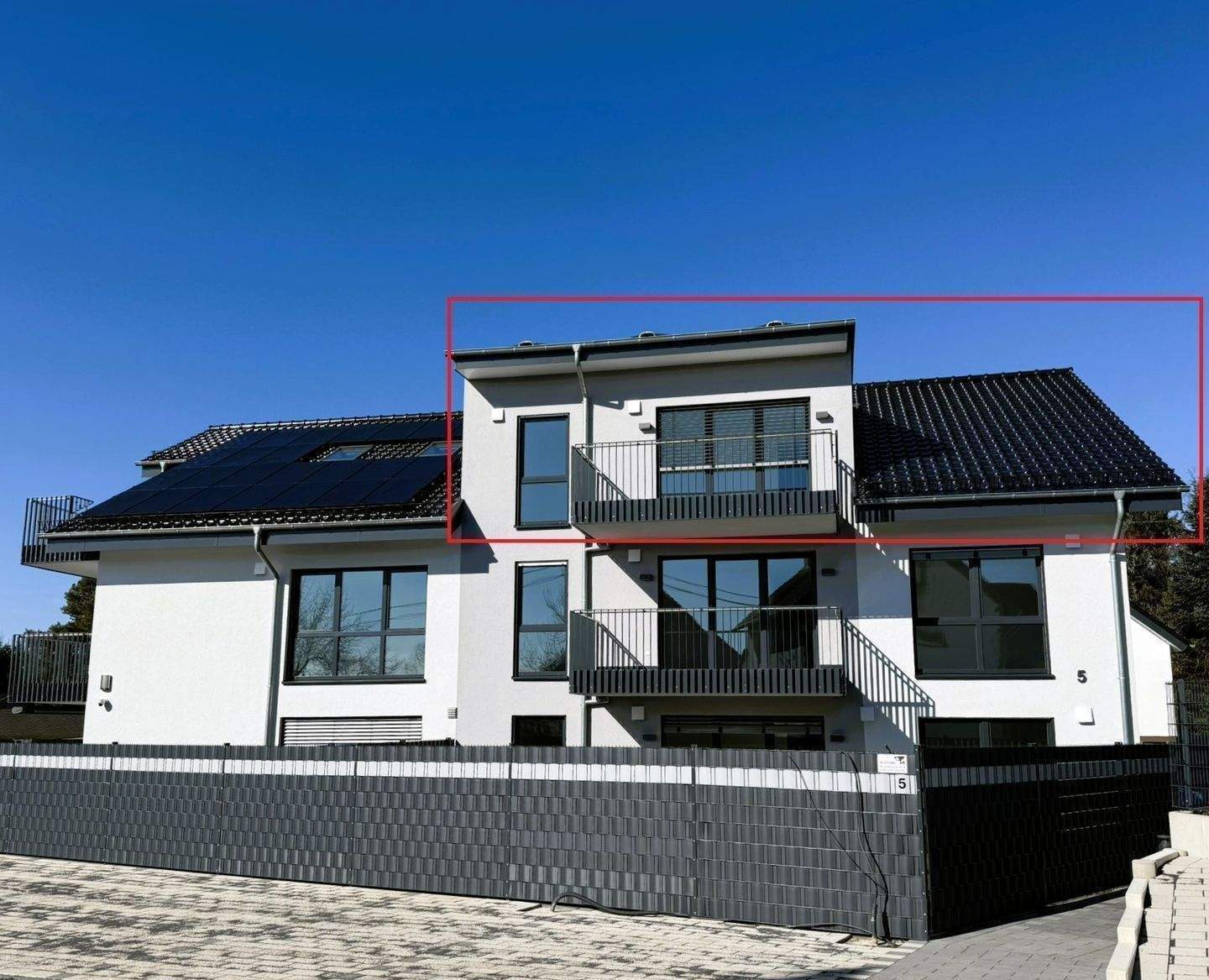 Thumbnail-Exklusives Wohnen im Erstbezug: 104,6 m² Neubau-Dreizimmerwohnung mit Aufzug, Balkon und Stellplatz