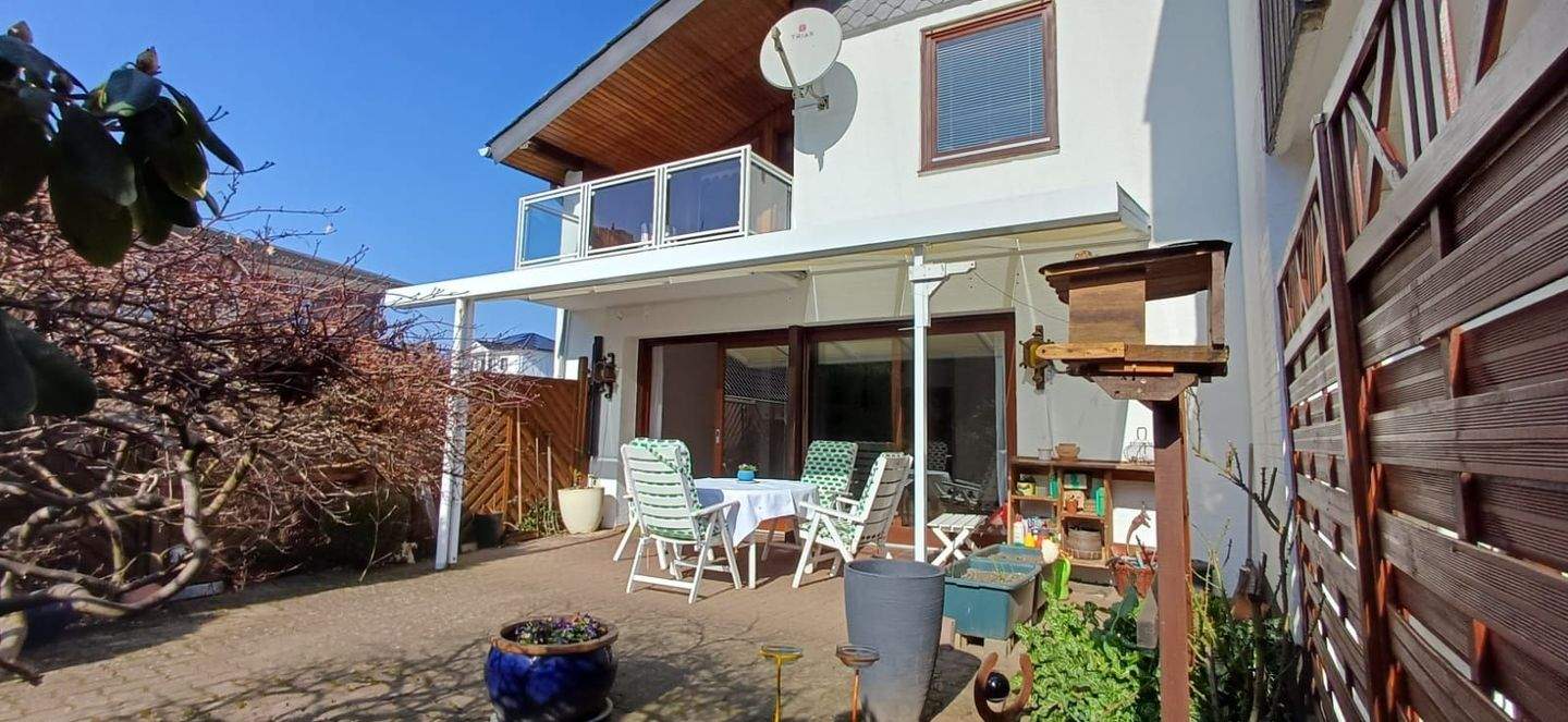 Thumbnail-Große Familien-Doppelhaushälfte - Wohnen in Bestlage von Seevetal !