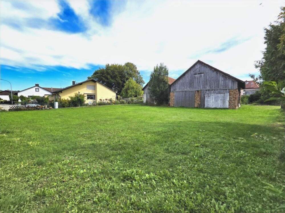 Thumbnail-unbebautes Grundstück (1643 qm) in bester Lage von WörthIsar