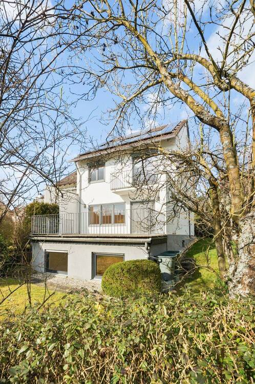 Thumbnail-Viel Platz für die Familie: modernisiertes Einfamilienhaus mit Einliegerwohnung