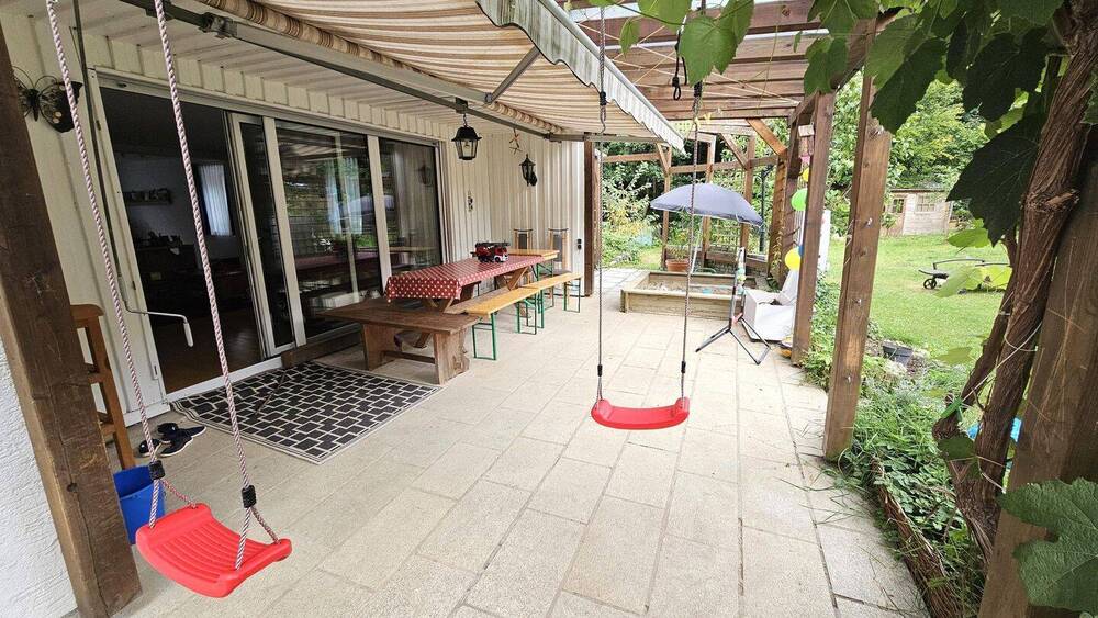 Thumbnail-Großes Haus mit herrlichem Grundstück !